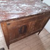 18th century veneer chest of drawers