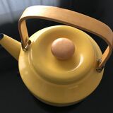 Enamelled kettle