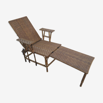 Ancienne chaise longue en rotin et bambou année 1920