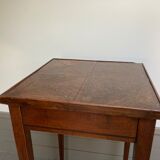 Table serves a pedestal