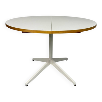 Extendable dining table designed by George Nelson for Herman Miller 60’