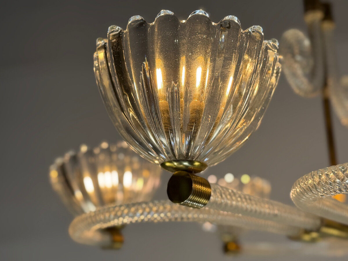 Venetian glass chandelier from Murano and brass, circa 1940.