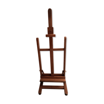 Painter's wooden easel