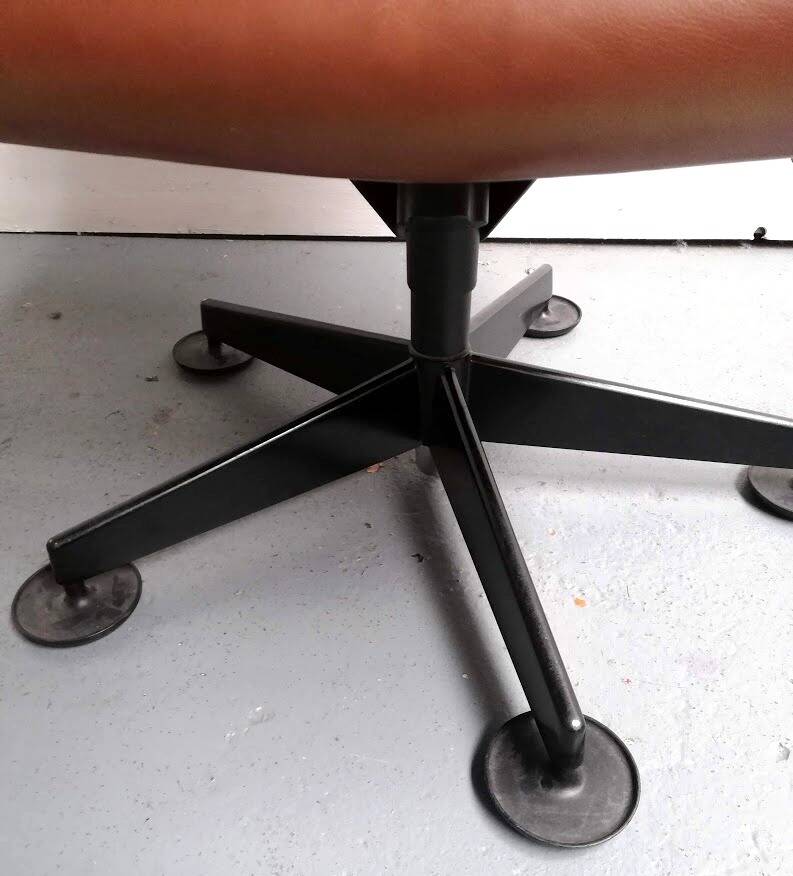 Sapper office chair, Knoll