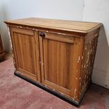 2-door sideboard
