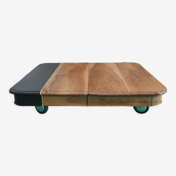 Table basse sur roues