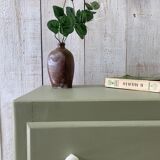 Vintage chest of drawers