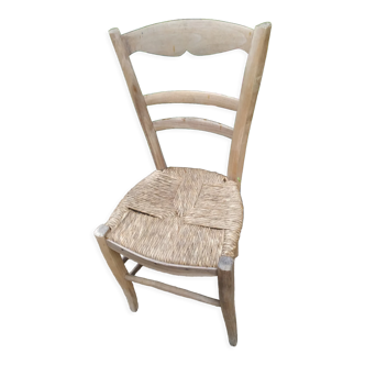 Mulched chair
