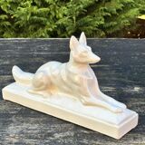 Chien art déco en faïence craquelée