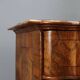 Canterano baroque en noyer et loupe de noyer