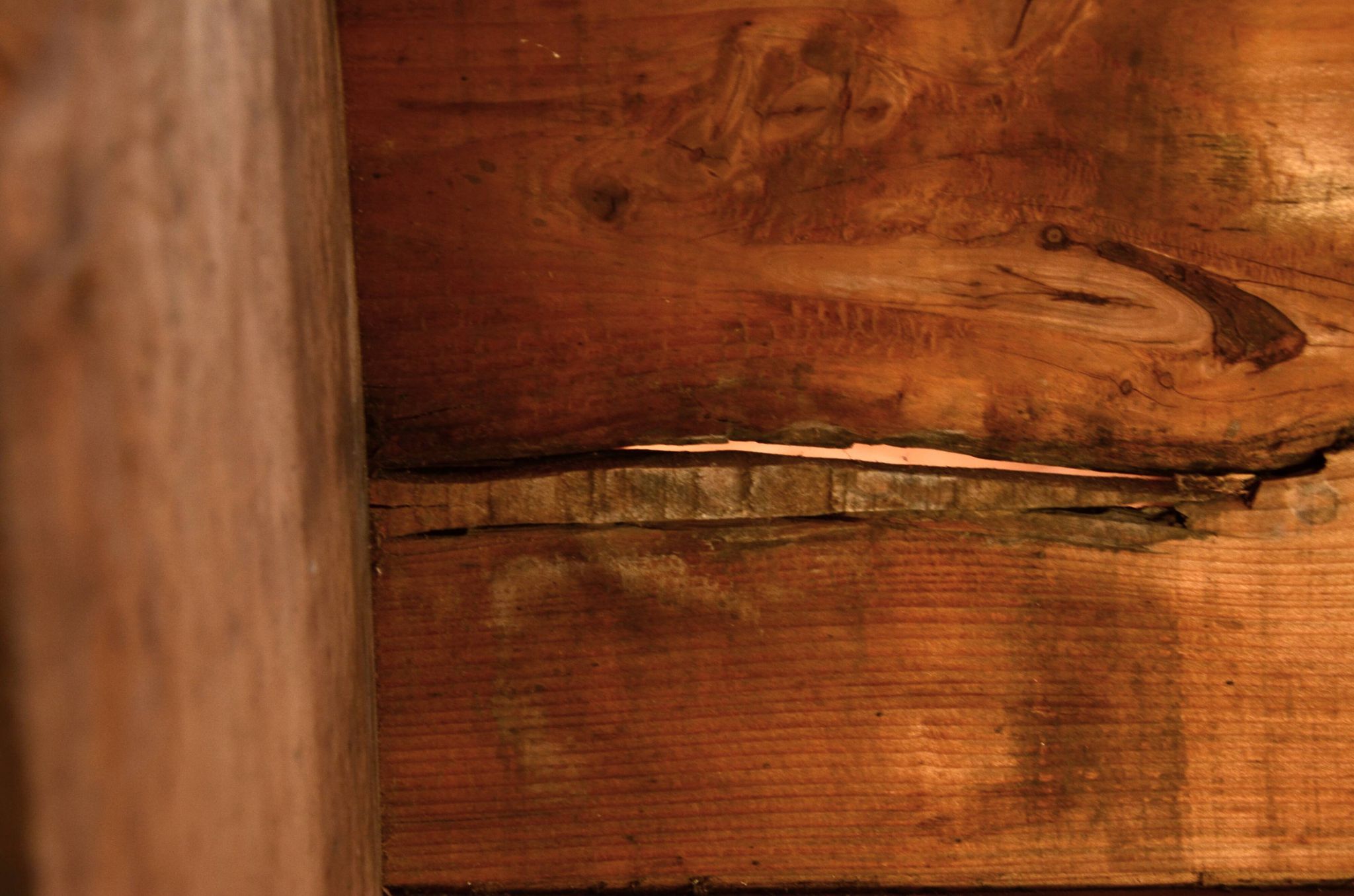 Large antique chest in solid pine and oak