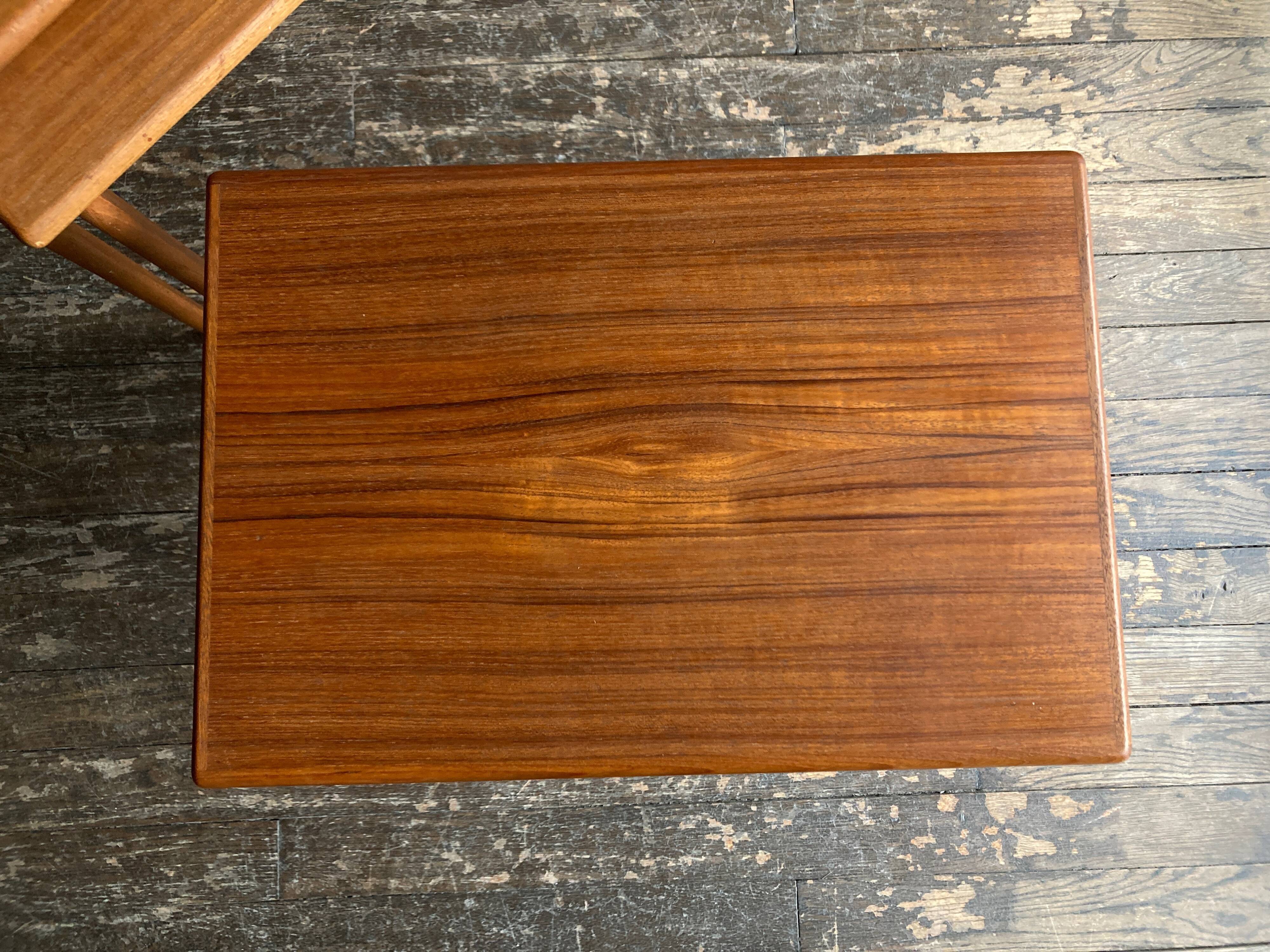 Tables gigogne de Kai Kristiansen édité par VM Denmark 1950