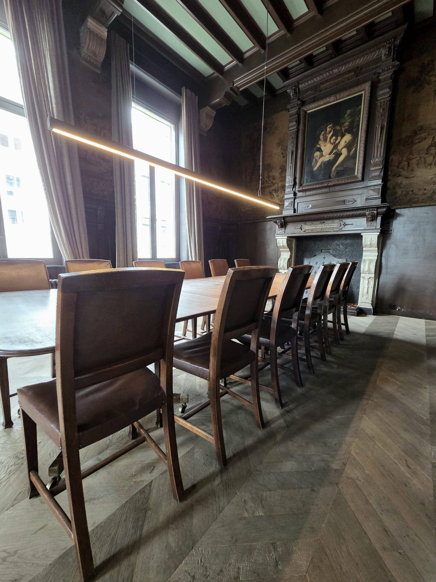 Table set and 12 chairs.