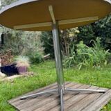 Round table formica light grey vintage