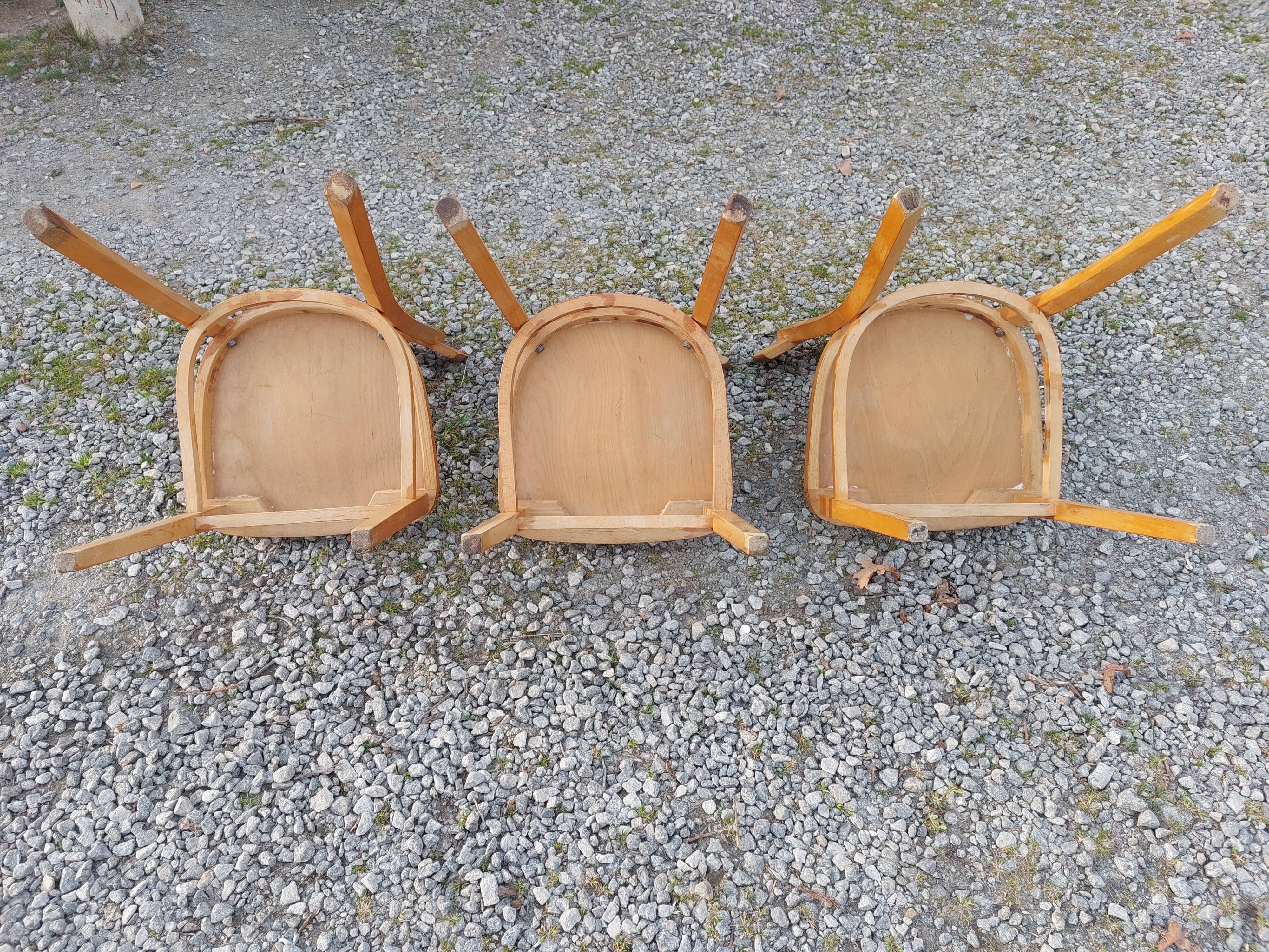 3 bistro chairs, light colour