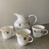 Milk jug and 3 cups