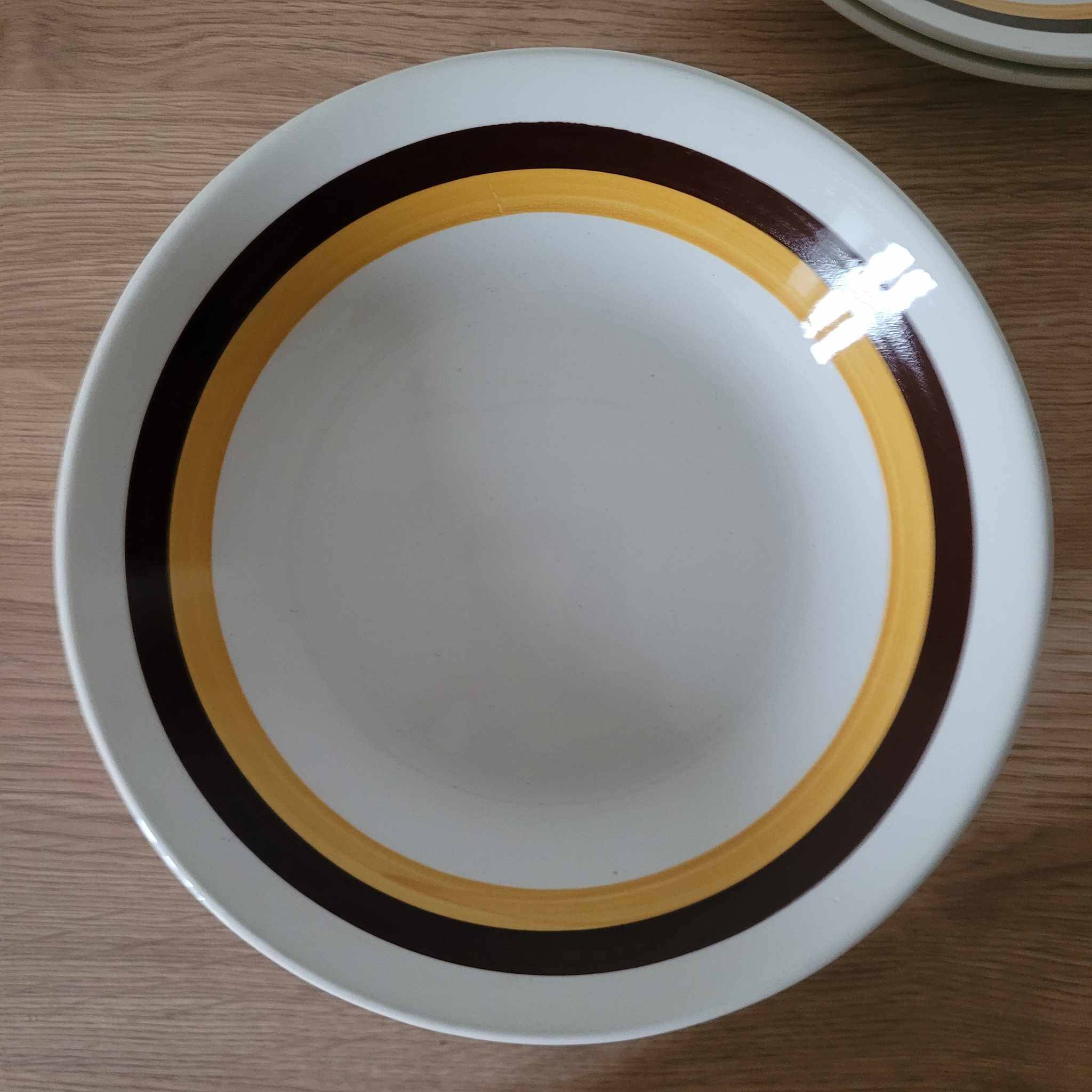 Set of 9 vintage 70s deep plates