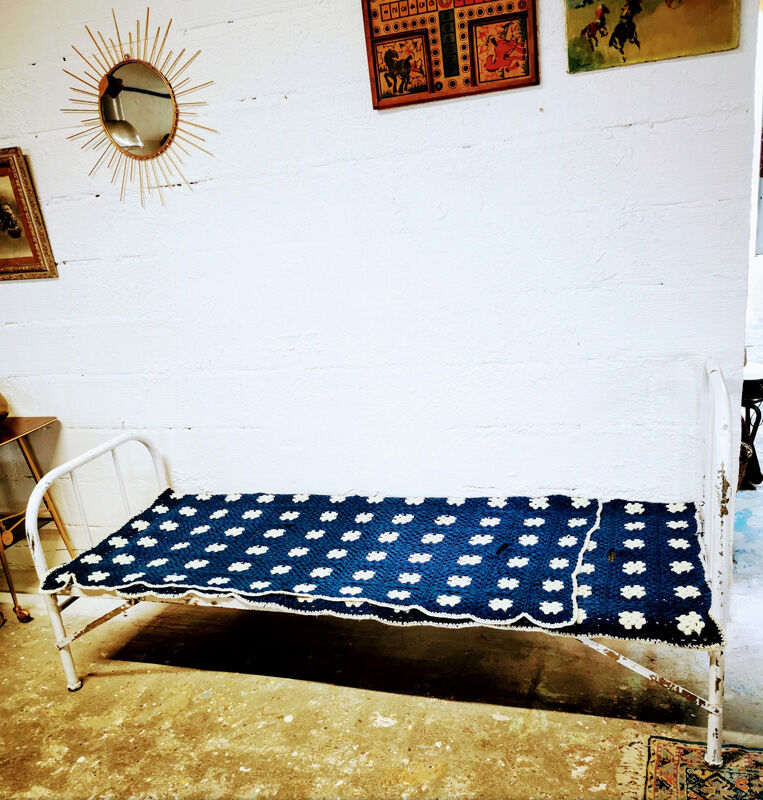 Folding iron boarding school bed
