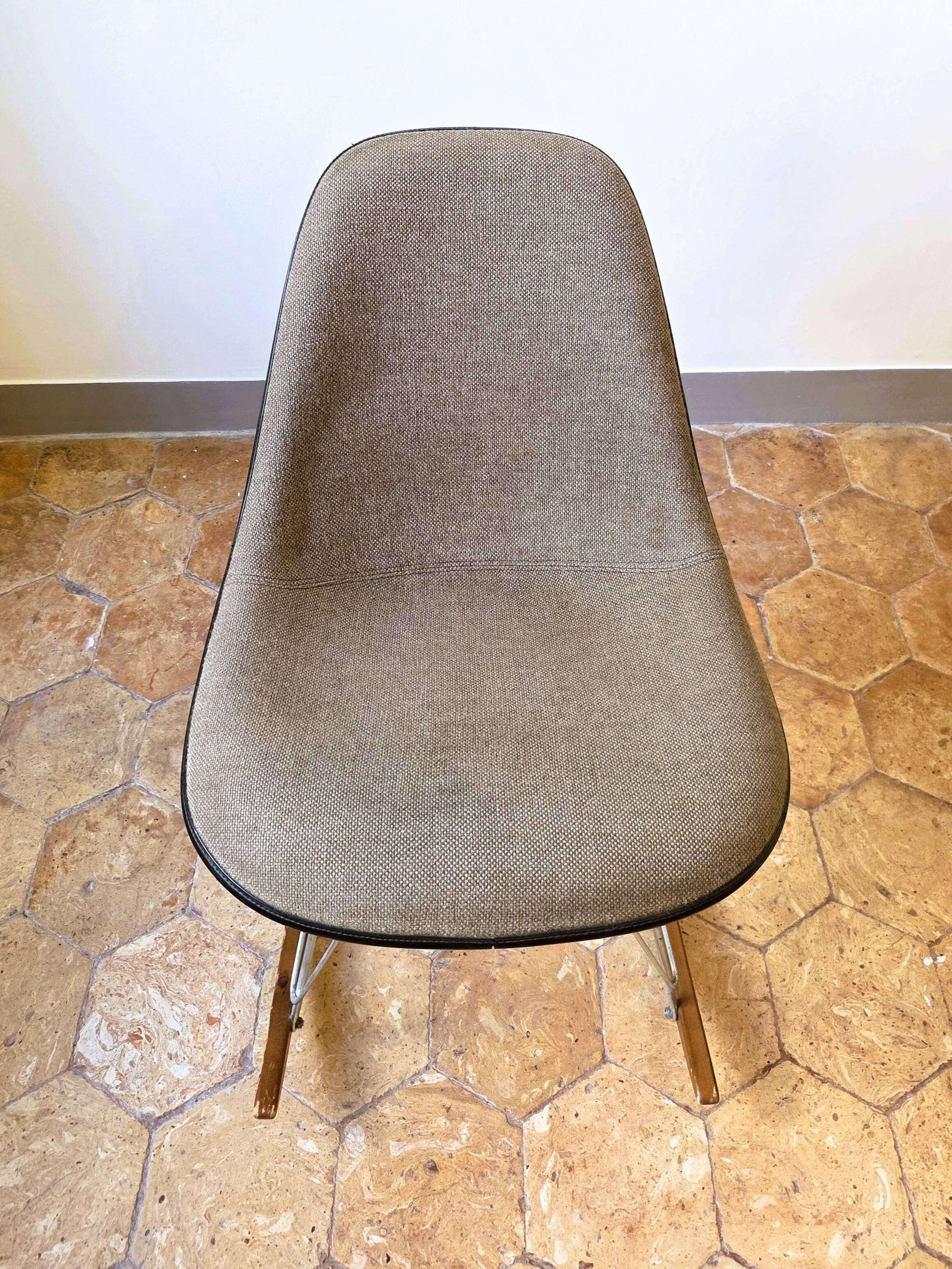 Eames RAR Rocking Chair - Herman Miller – 1968/70 - Fully Upholstered