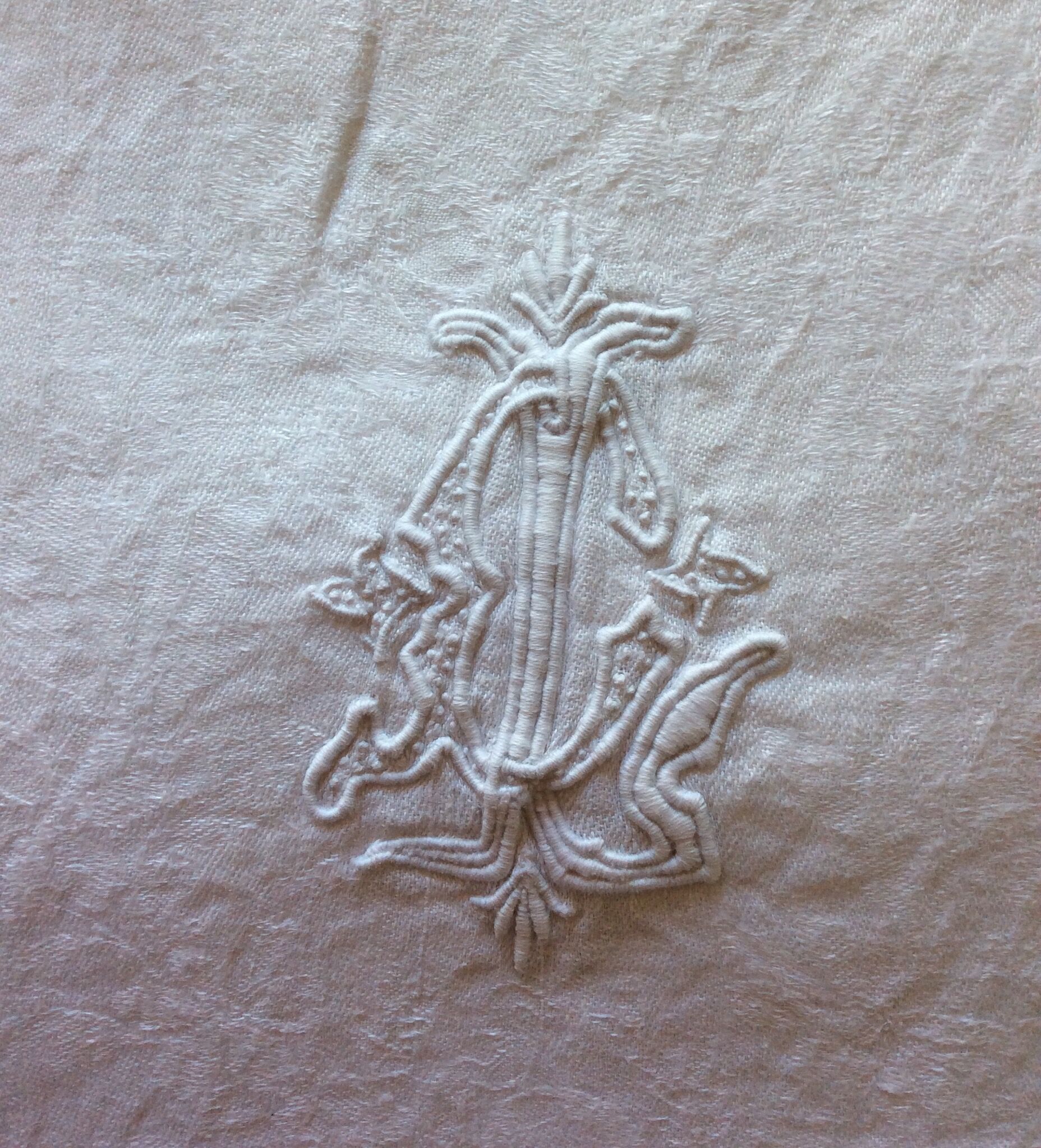 Set of 2 old hand-embroidered napkins