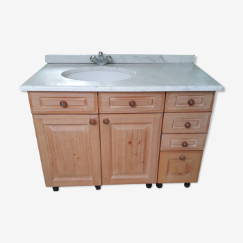 Vintage sink, solid pine furniture
