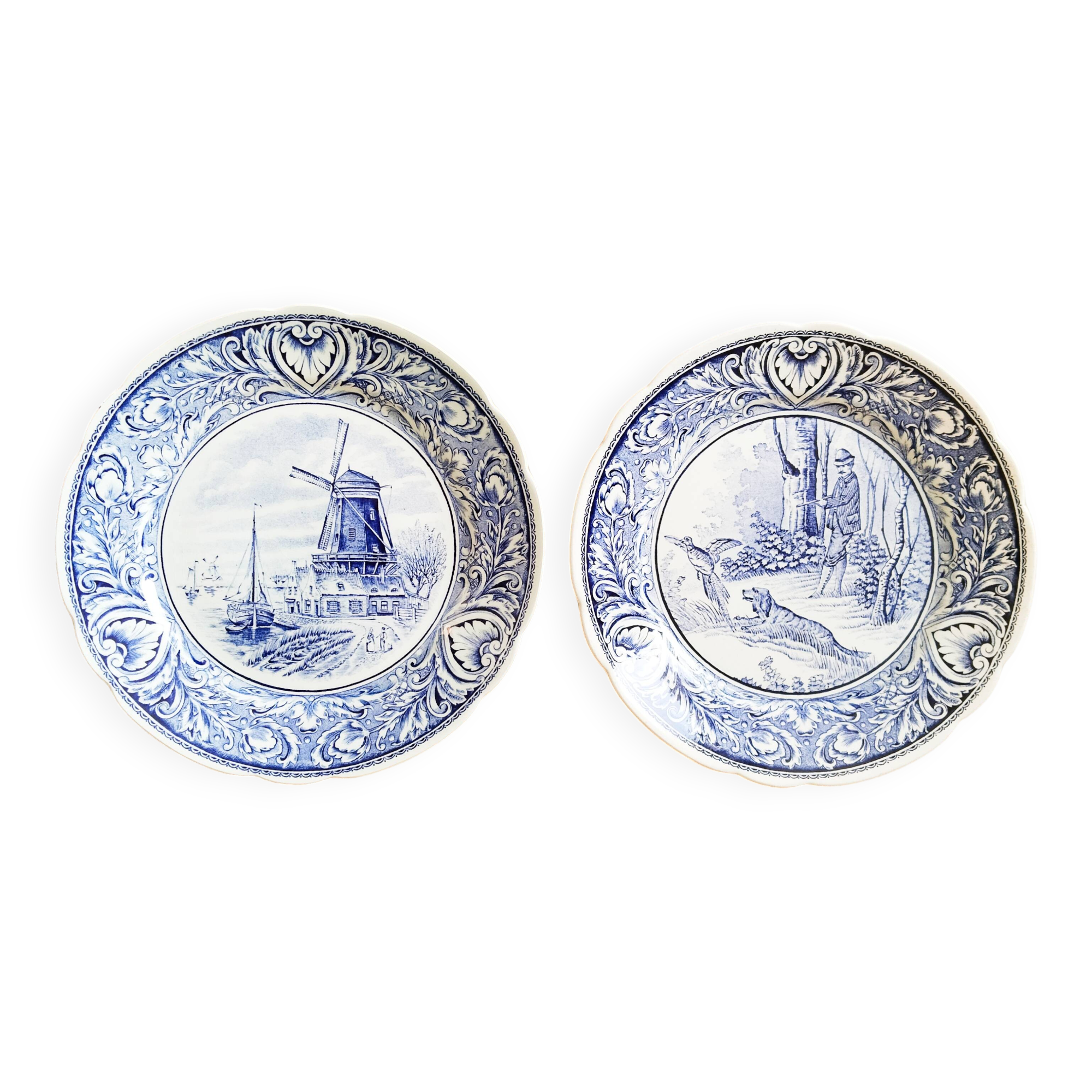 Set of 2 decorative plates "Delft Blauw", Boch,
