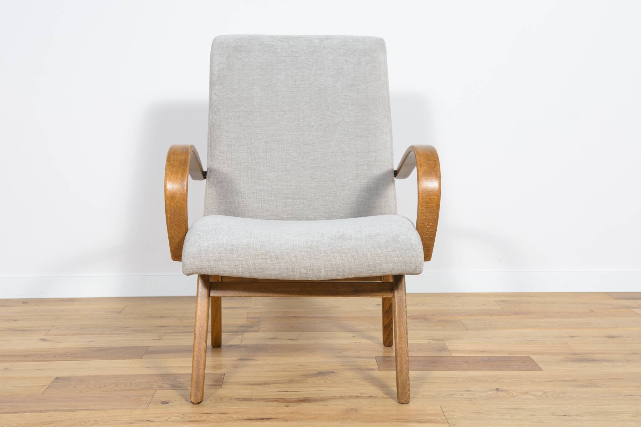 Fauteuils Modèle 53 par Jaroslav Smidek pour Ton, 1960s, Set de 2