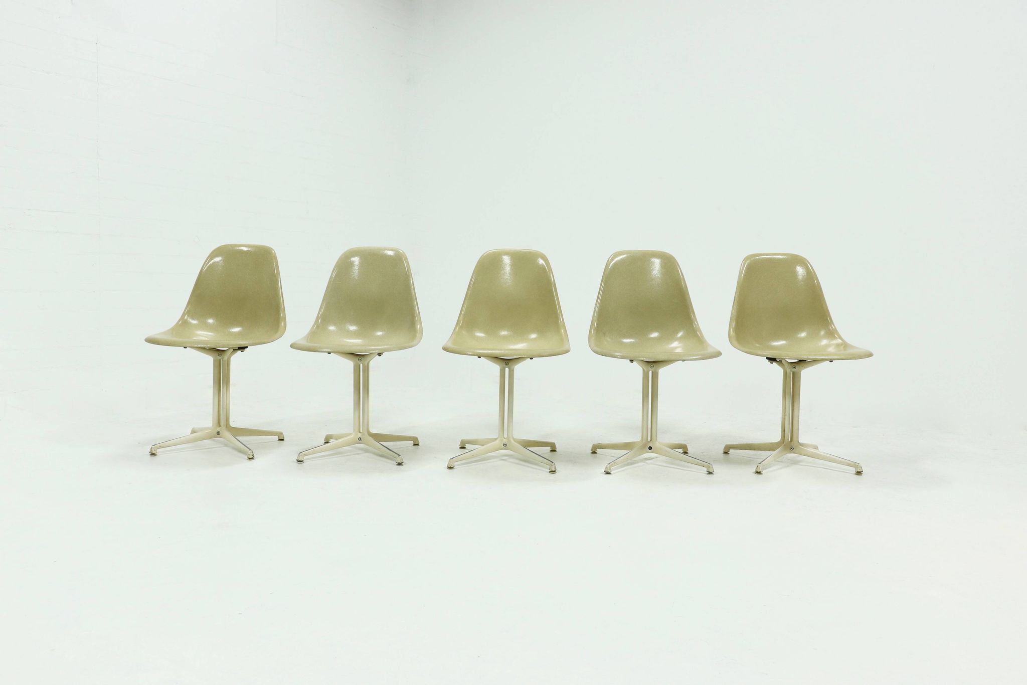 Set of 5 La Fonda Dining Chairs by Charles & Ray Eames for Vitra Herman Mil
