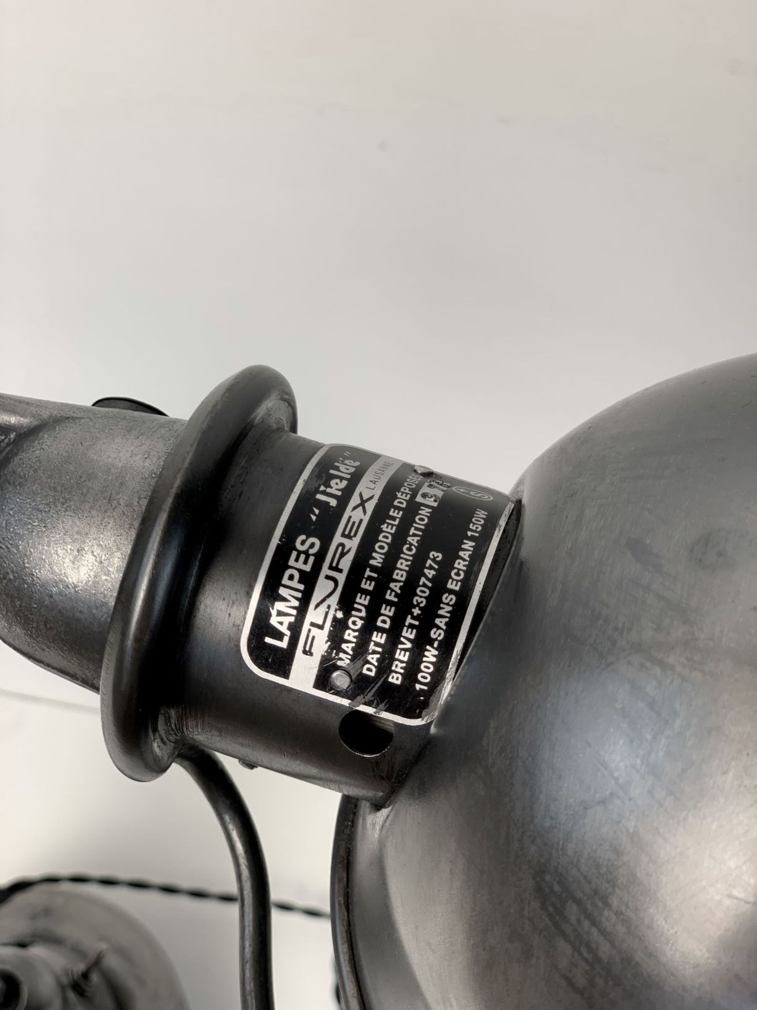 Ancienne lampe Jieldé sous licence Flurex Suisse