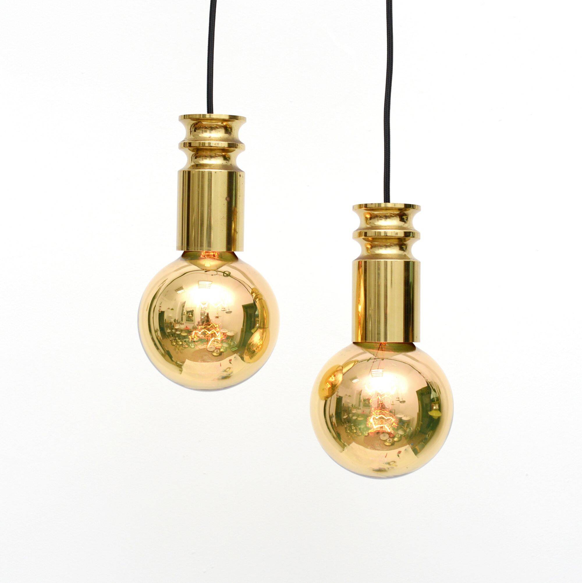 Paire de suspensions dorées, Danemark, années 1950