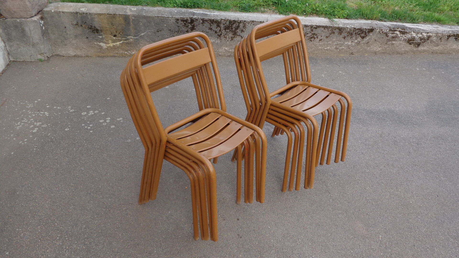 Set de 10 chaises de bistrot métal Tolix T1