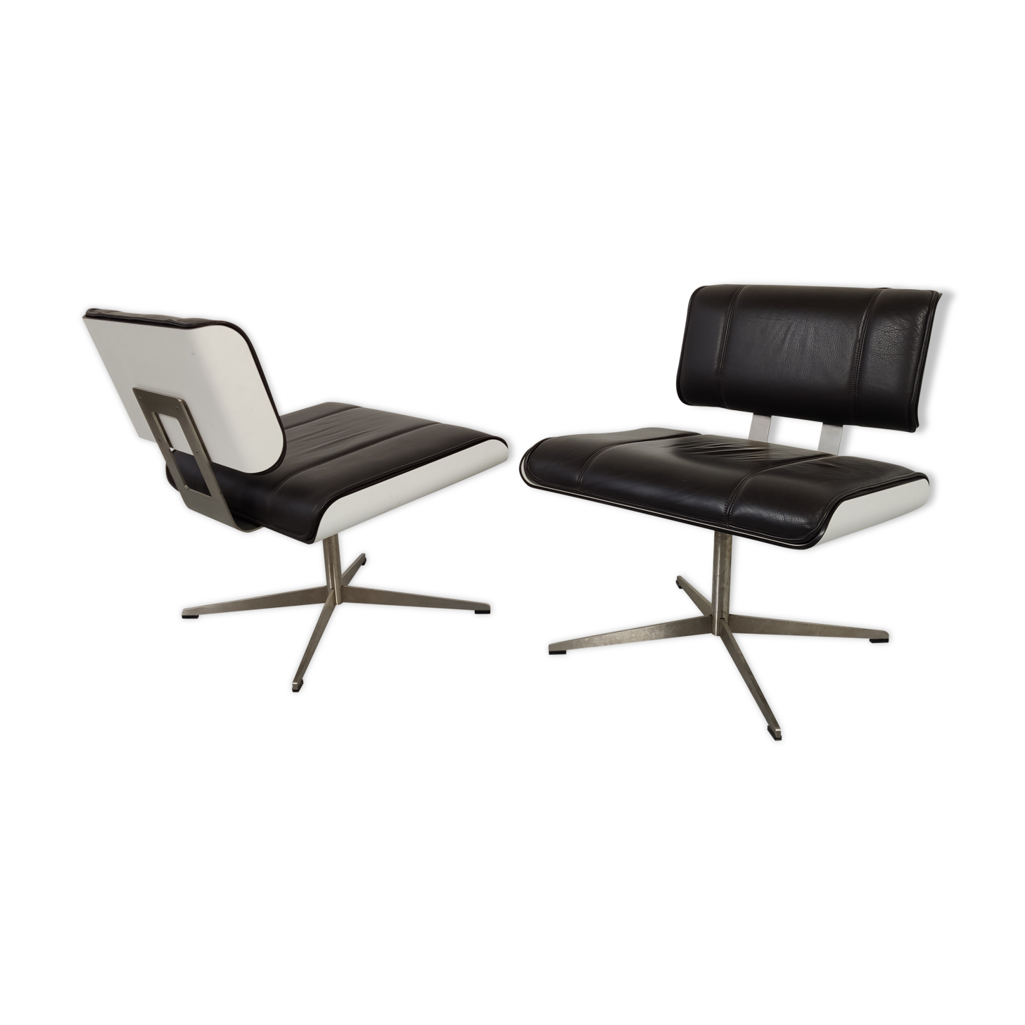Paire de fauteuils cuir design années 90