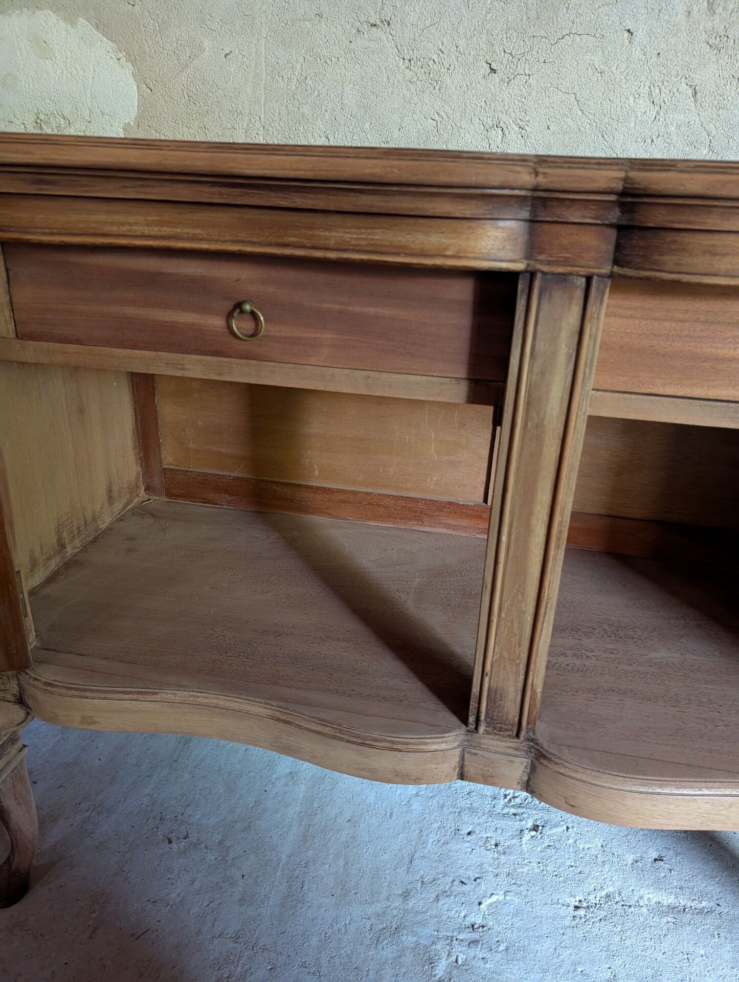 Buffet bas style chippendale