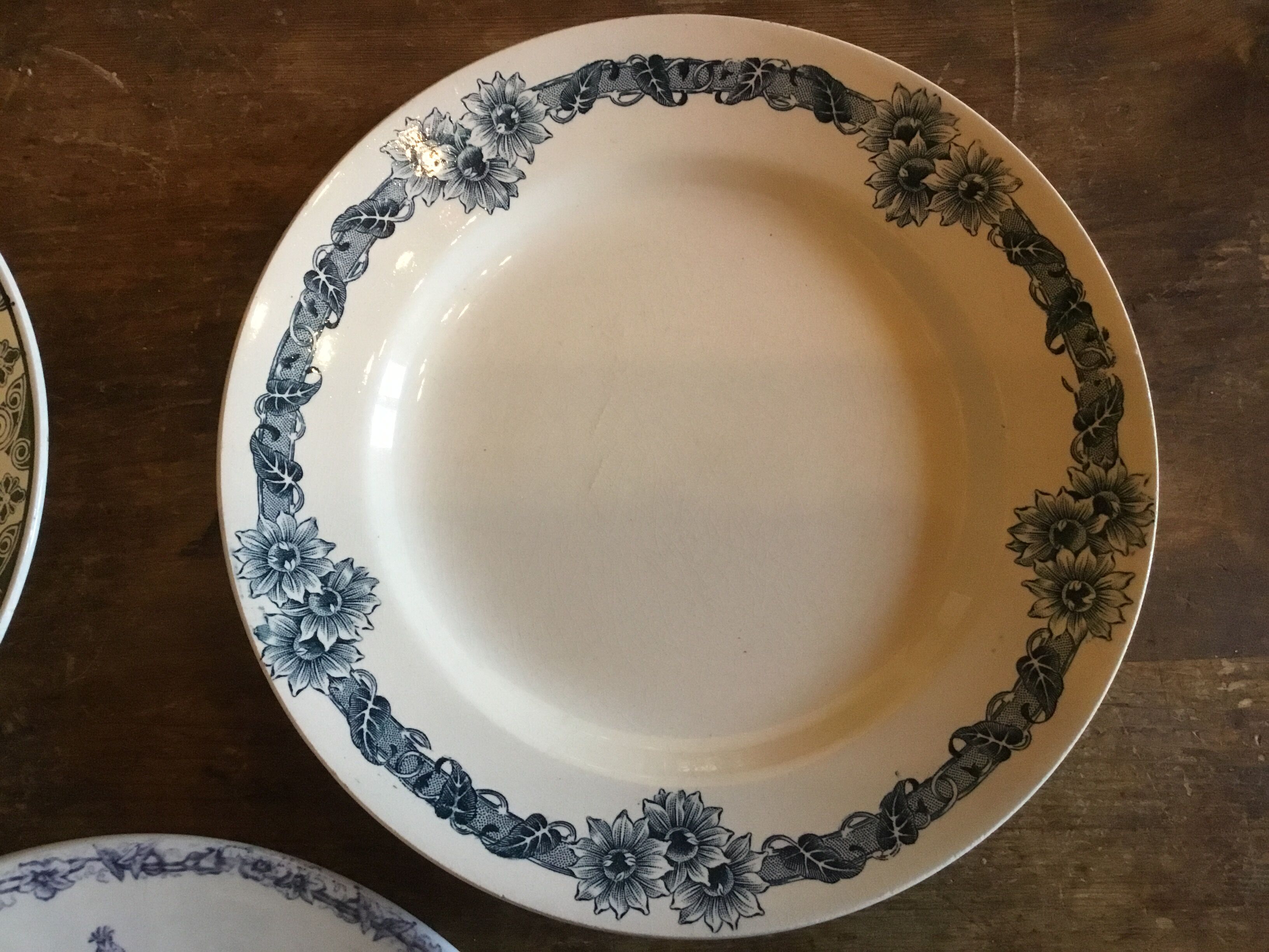 Suite de 3 assiettes Terre de Fer