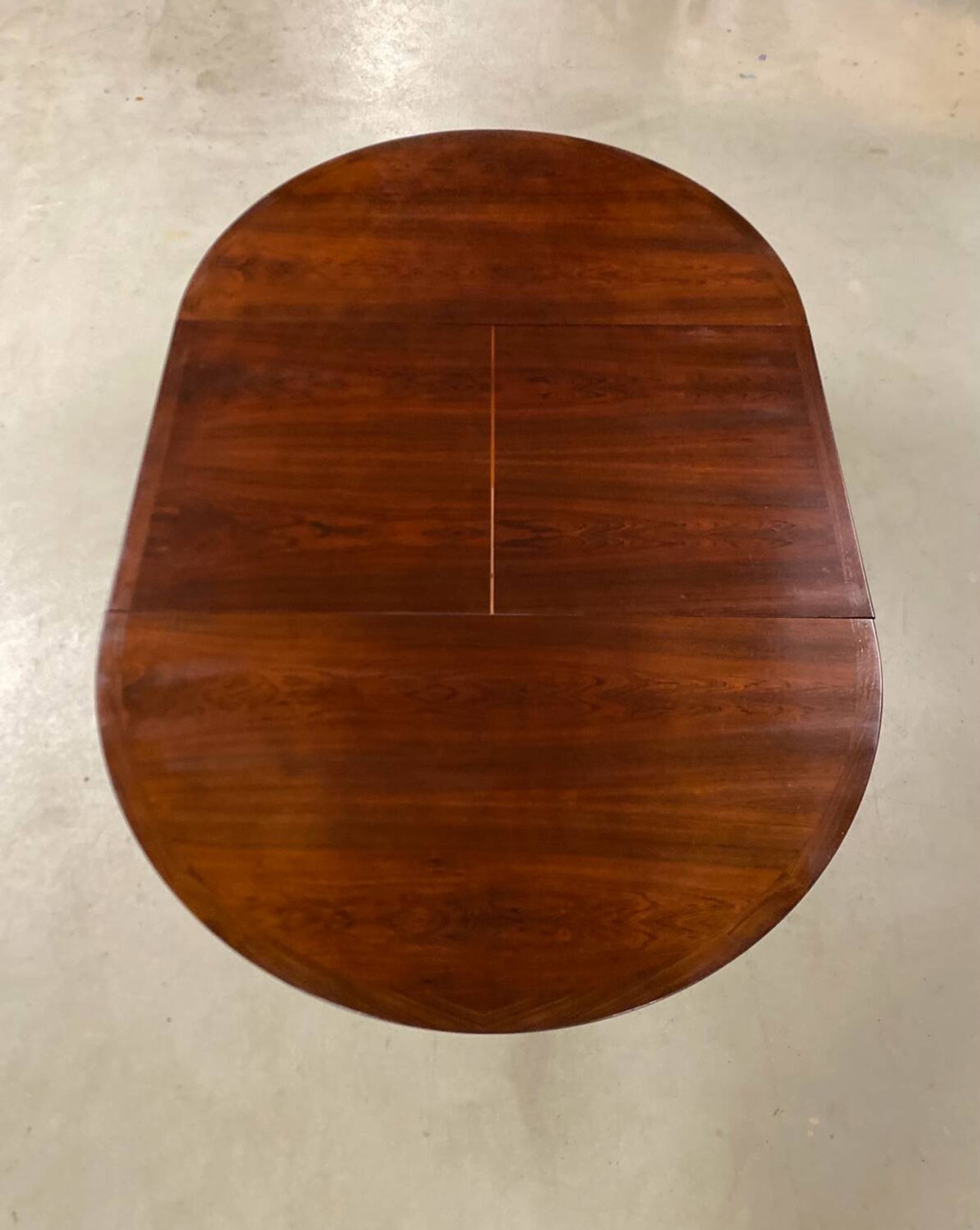 1960s MidCentury Round Extendable Rosewood Dining Table