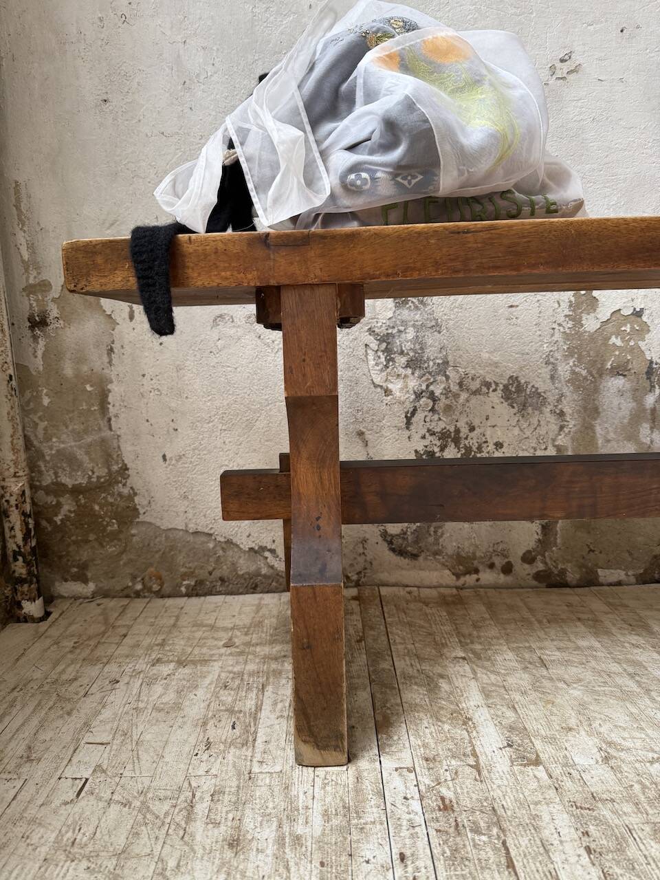 Walnut bench 1900 175cm