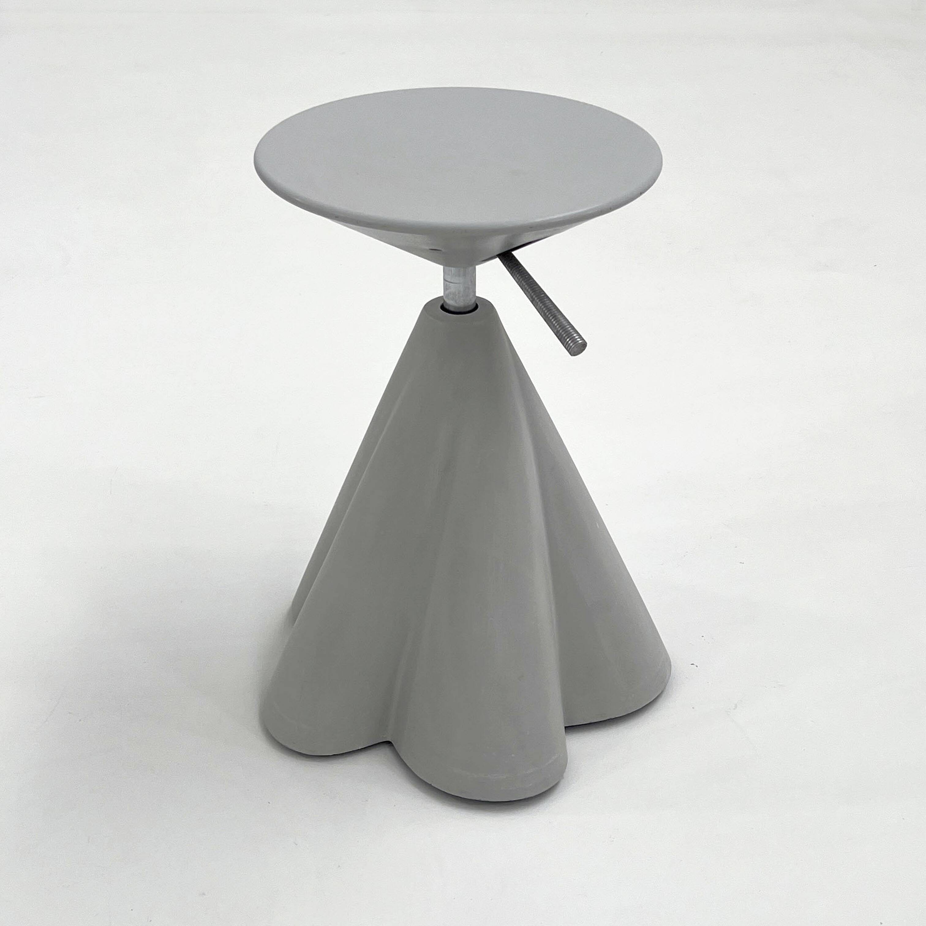 Tabouret ajustable par Philippe Starck pour Presence Paris/ L’Oréal, 1980