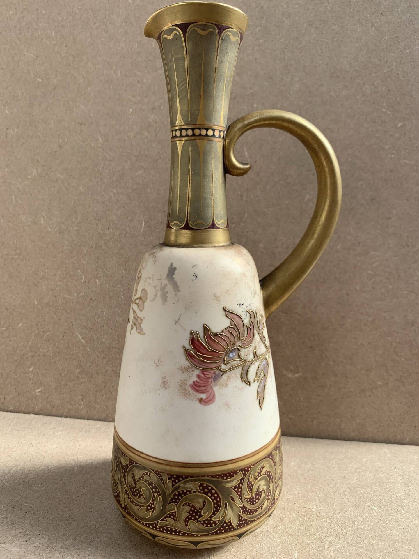 Aiguière / vase Antique Doulton Burslem