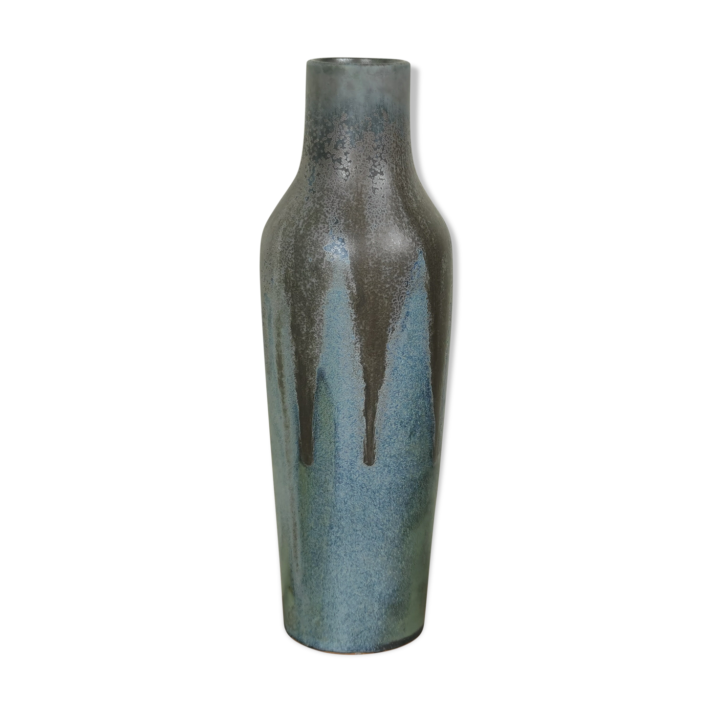 Denbac sandstone vase