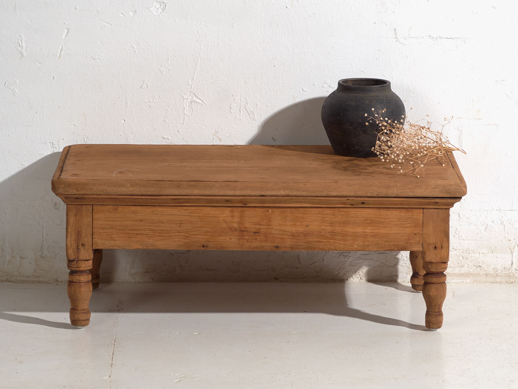 Antique pine coffee table – China, circa 1930