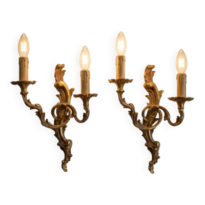 Paire d'appliques style Louis XV en bronze