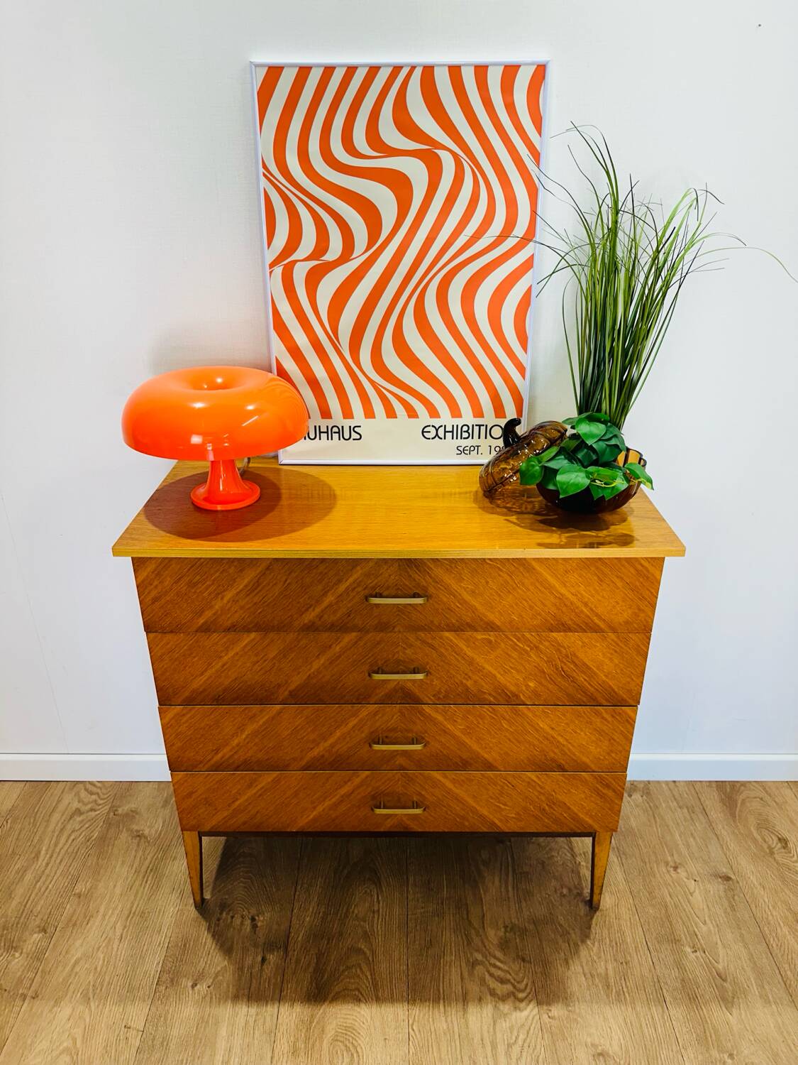 60s chest of drawers