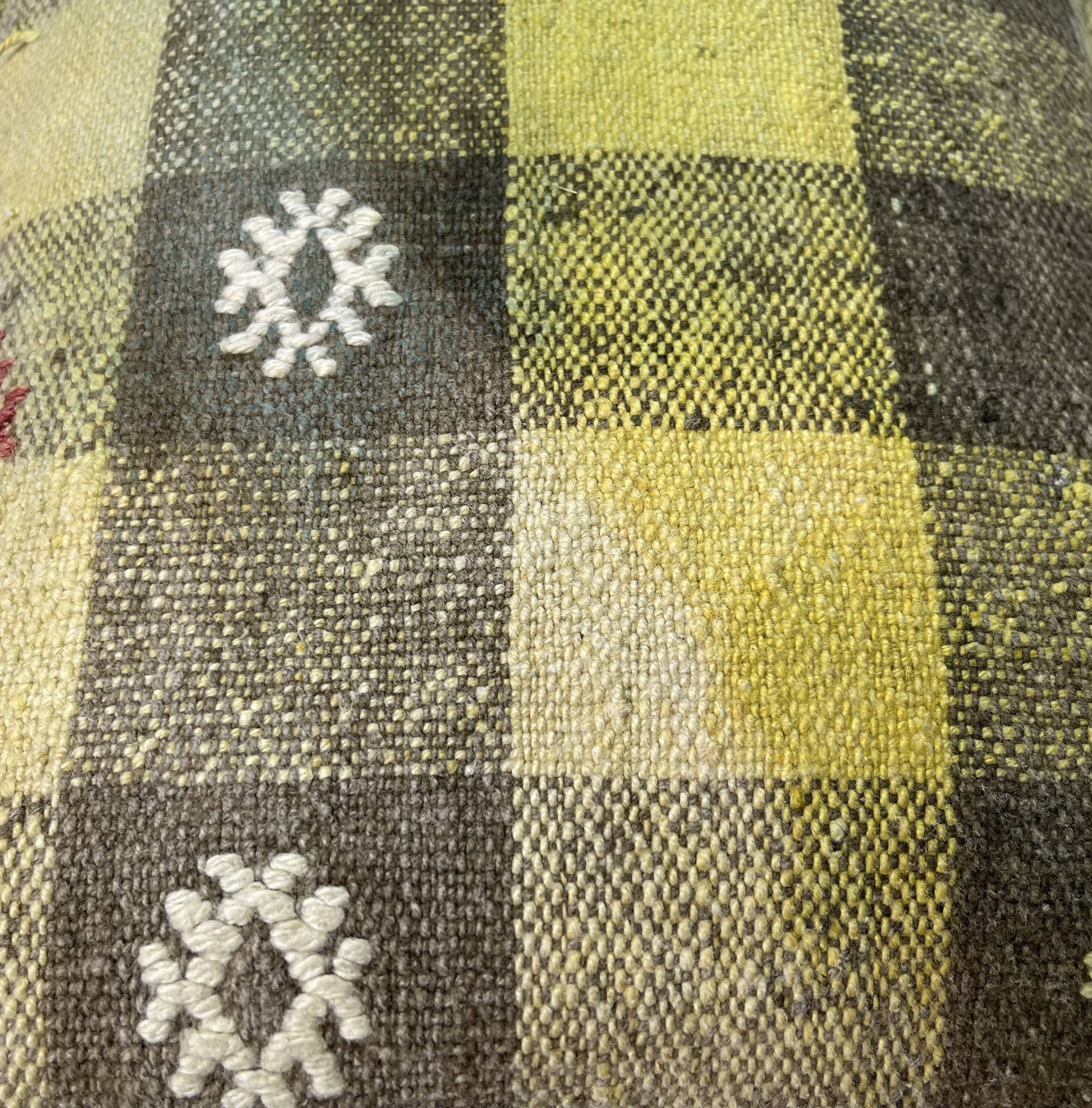 Vintage turkish kilim cushion cover  30 x 50 cm