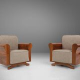 A set of 2 beautiful made Art Deco armchairs with grey upholstery, France, 1930