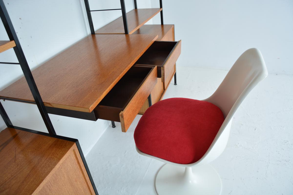 Modular shelf dating from the 60
