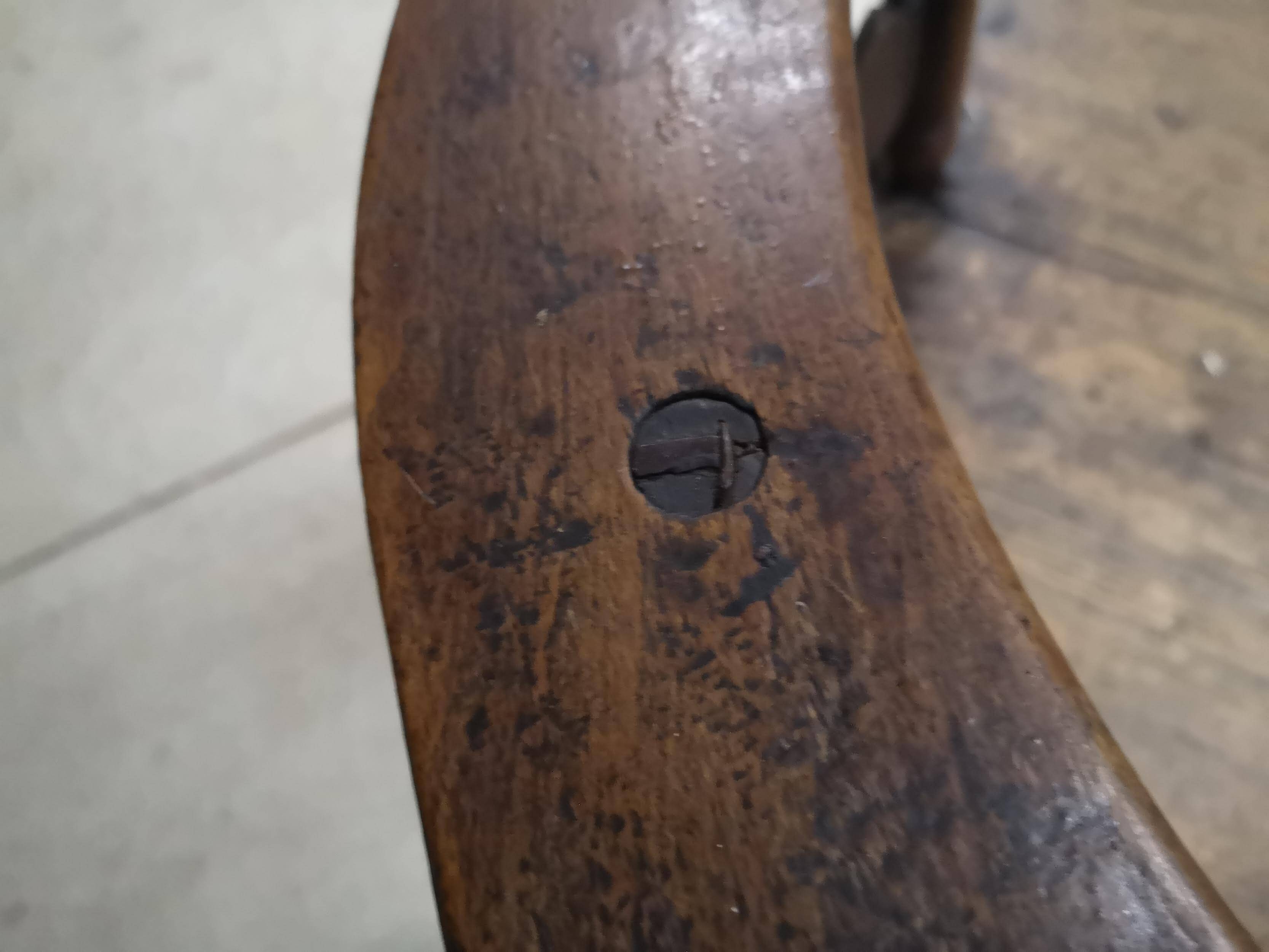 Antique solid wood armchair - Authentic rustic style