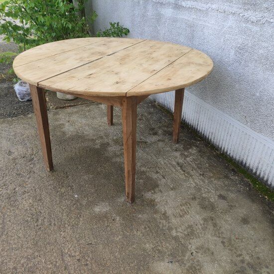 Table ronde rabattable