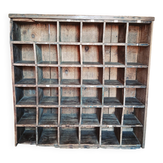 Workshop furniture with compartments