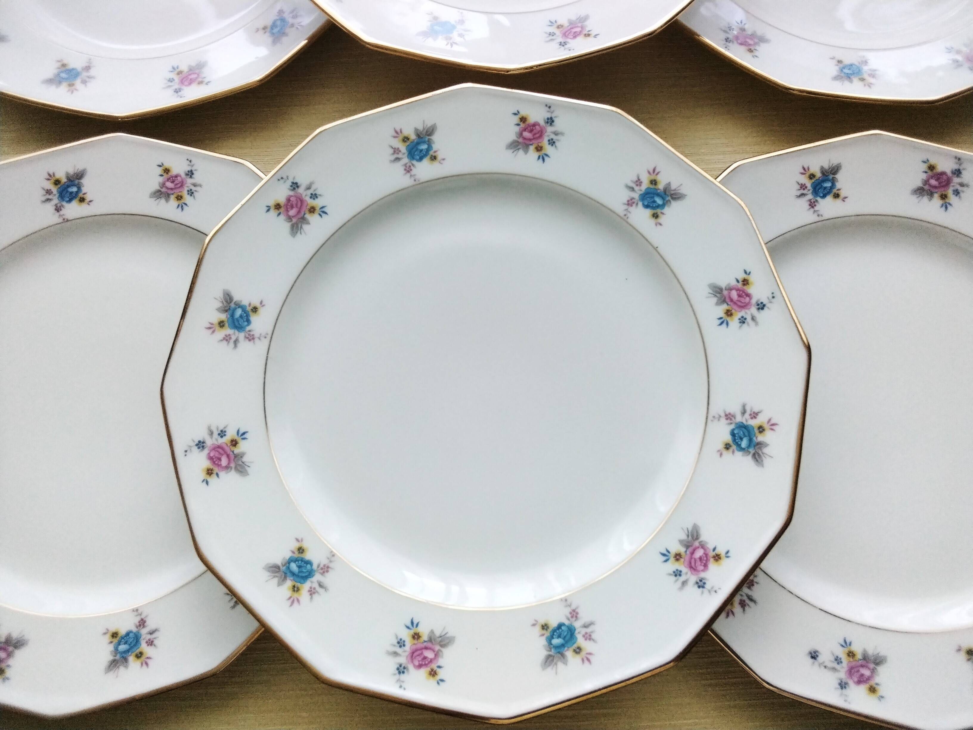 6 flat plates in Limoges porcelain
