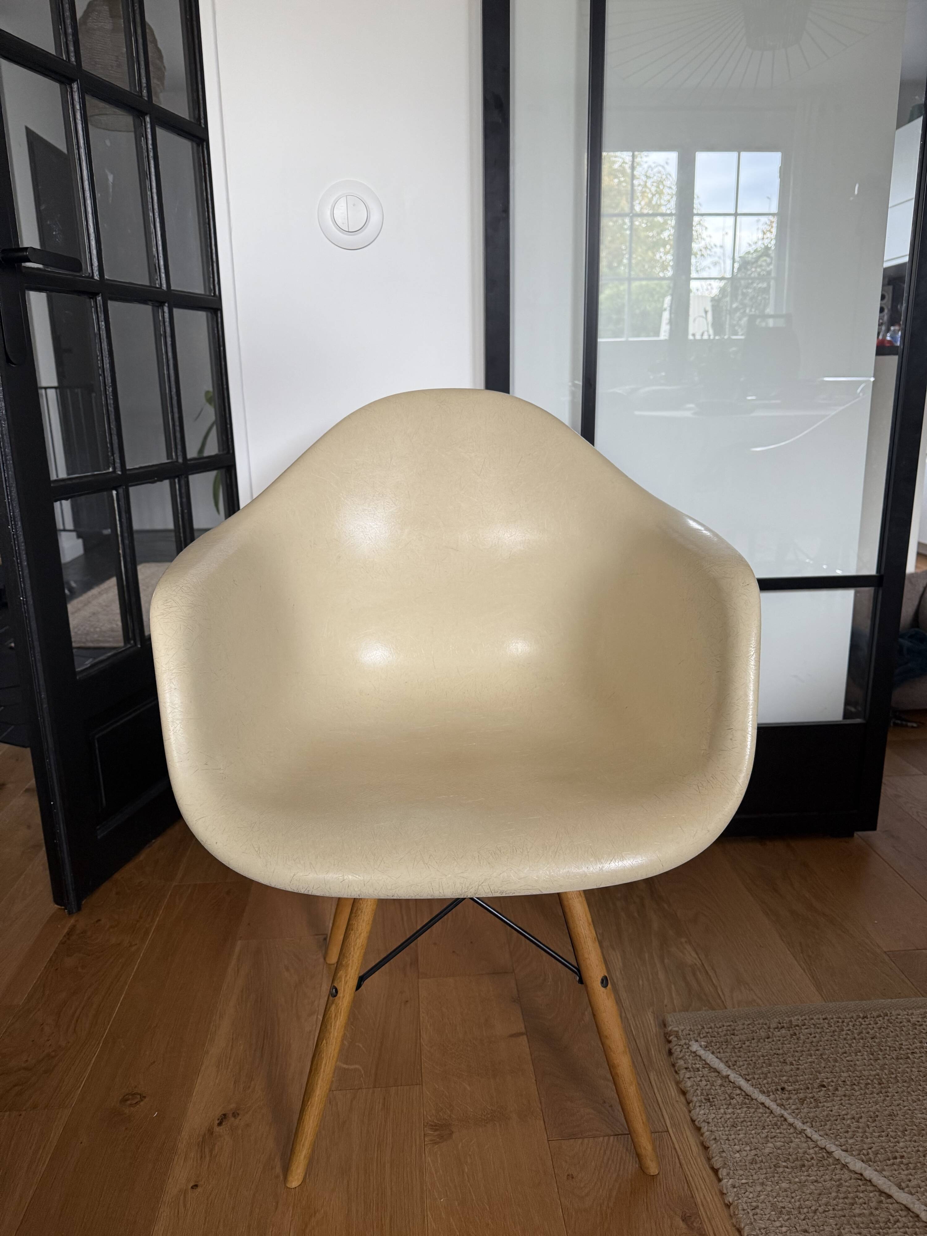 Two original DAR armchairs in fibreglass by Charles & Ray Eames. Miller.